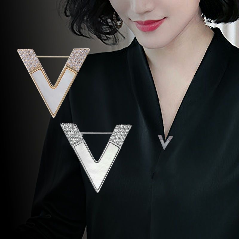 Luxury Rhinestone Letter D Bro - Phone Accessories Names ulasan dan harga